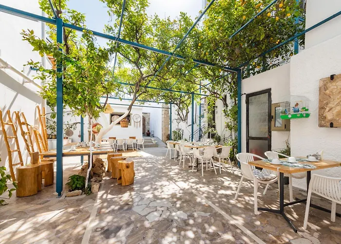  Lefka & Apartments