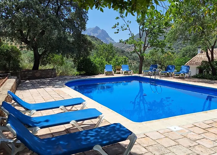 Hotel que admite mascotas: Cerro de la Cruz, increíbles vistas en el centro de Andalucía