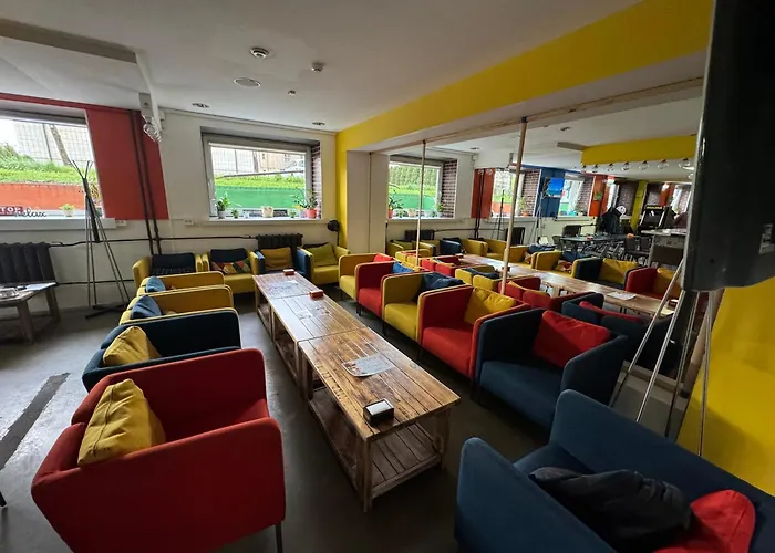 Tiki Taka Hostel&Pub