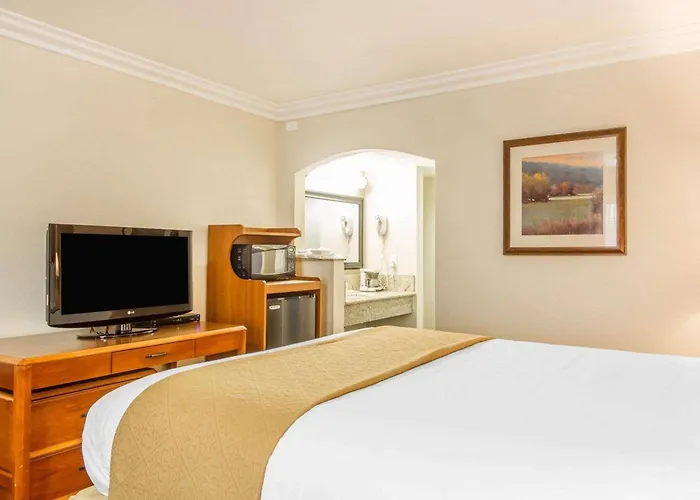 Motels Quality Sacramento Convention Center