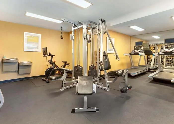 Best Western Plus Rancho Cordova Inn