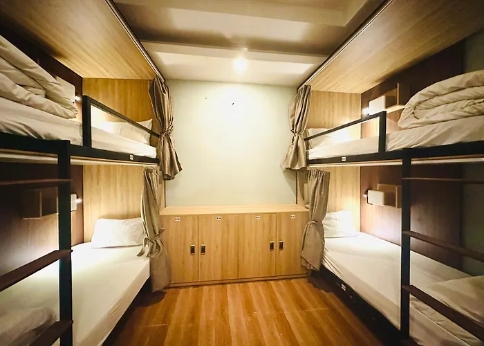  Hanoi Central Backpackers