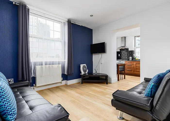 Apartment: Aldgate Flats