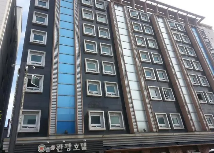World Tourist Hotel