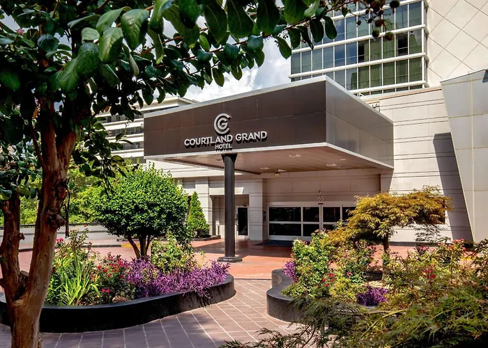 Hotels With Four Stars Courtland Grand , Trademark Collection By Wyndham Former Sheraton Atlanta