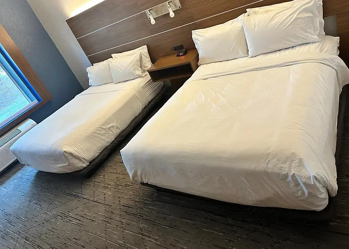 Holiday Inn Express Irondequoit By Ihg