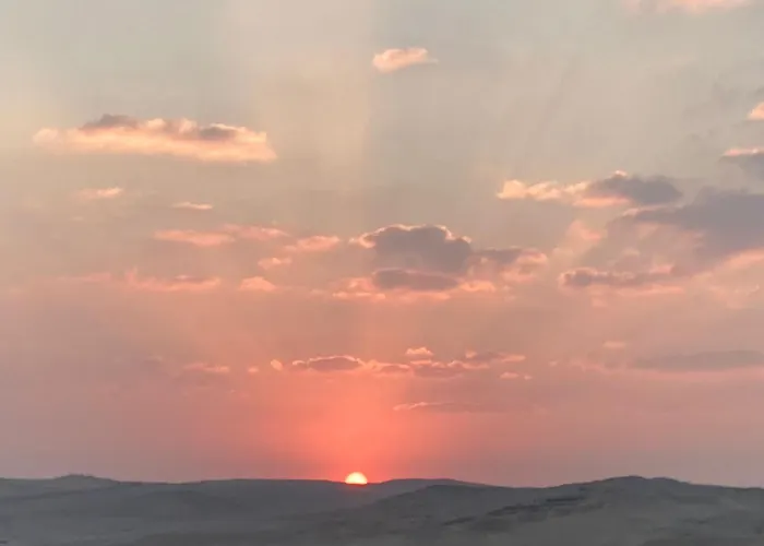 Sakkara Pyramid Inn Hotel