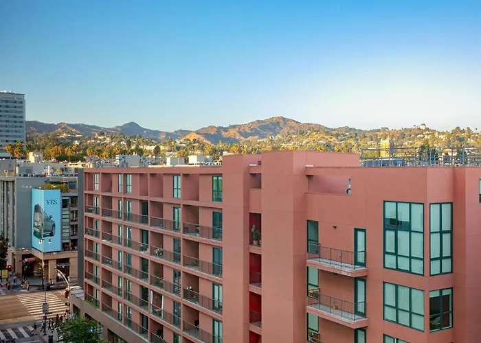 Family resorts W Hollywood