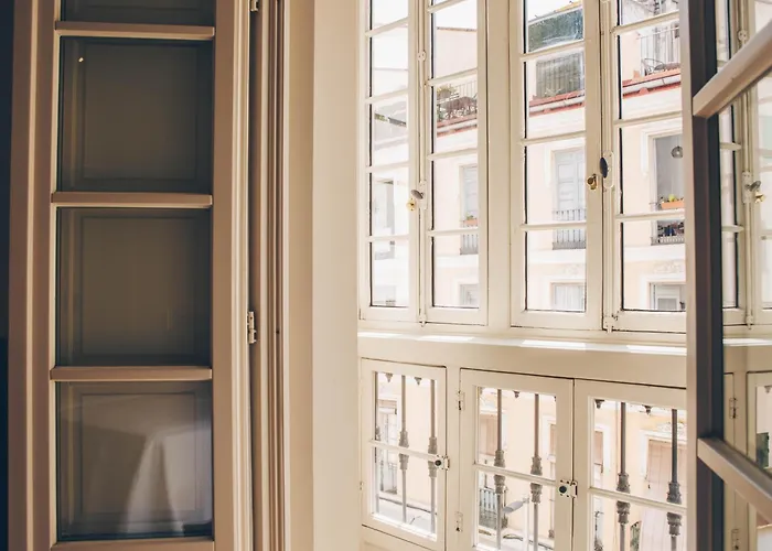 Pet Friendly hotel: Alcazaba Premium Hotel