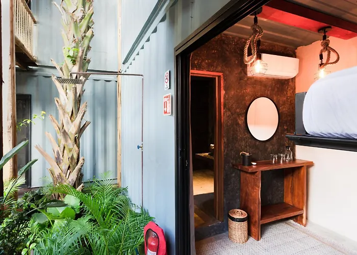 Meteora Stay & Coffeehouse Tulum