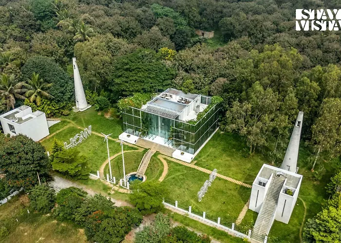 Villa: The Crystal Hall India'S Only All Glass Villa