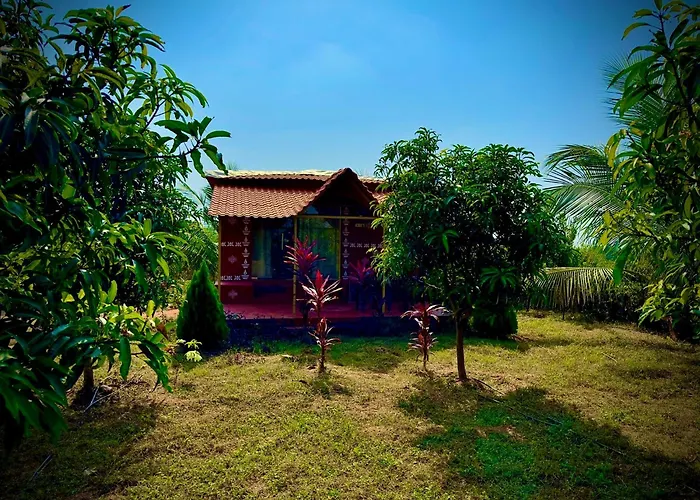 Villa with pool Mangohut Farmhouse Pool Villa
