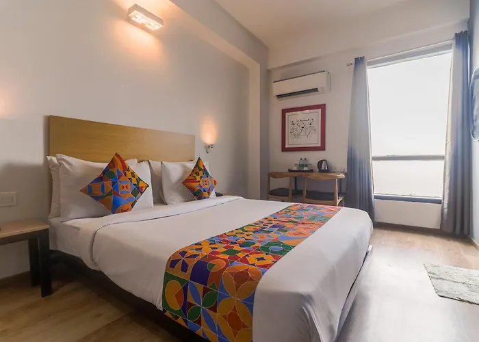 Hotel Plaza Grand Near Igi Airport