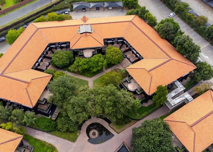 Blackbrick Bedfordview Aparthotel