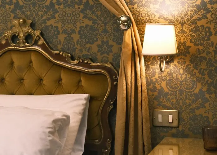 H O T E L S A N G A L L O L