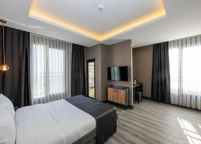 The Nirvanas Hotel