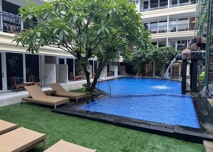 Green Garden Hotel