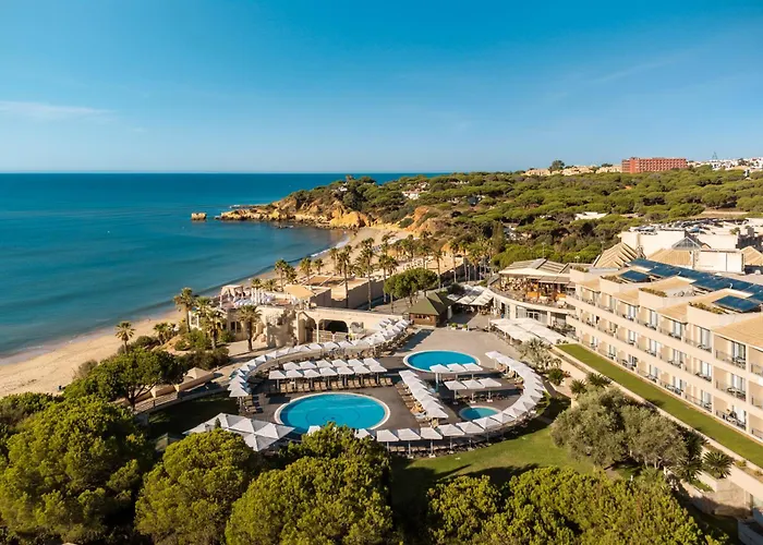 Hotel familiar: Grande Real Santa Eulalia Resort & Hotel Spa