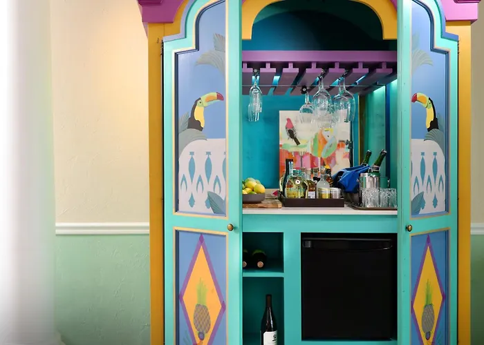 Jacuzzi hotel: Ocean Key Resort & Spa, A Noble House Resort