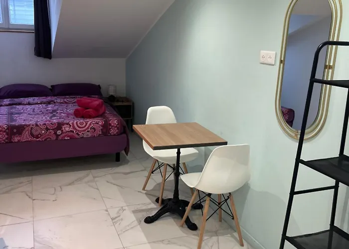 Hotel: Hotel Lyonnais