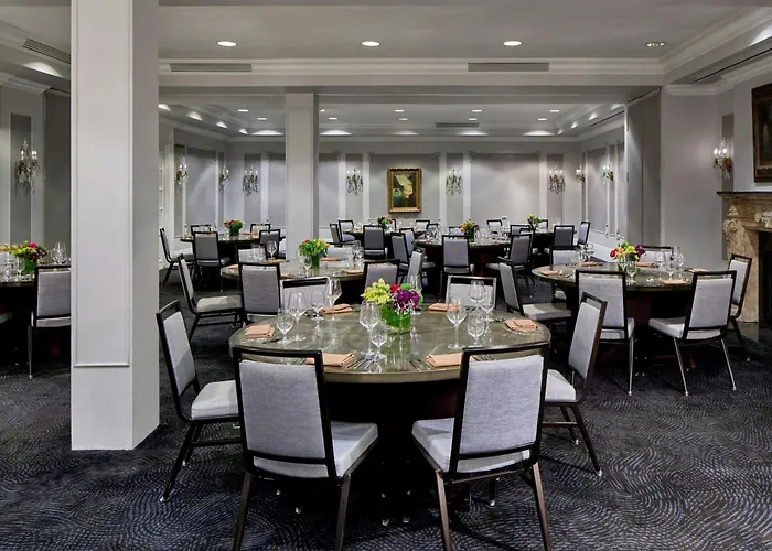 Le Pavillon