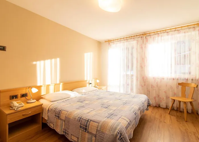 Hotel con vista: Hotel Primula