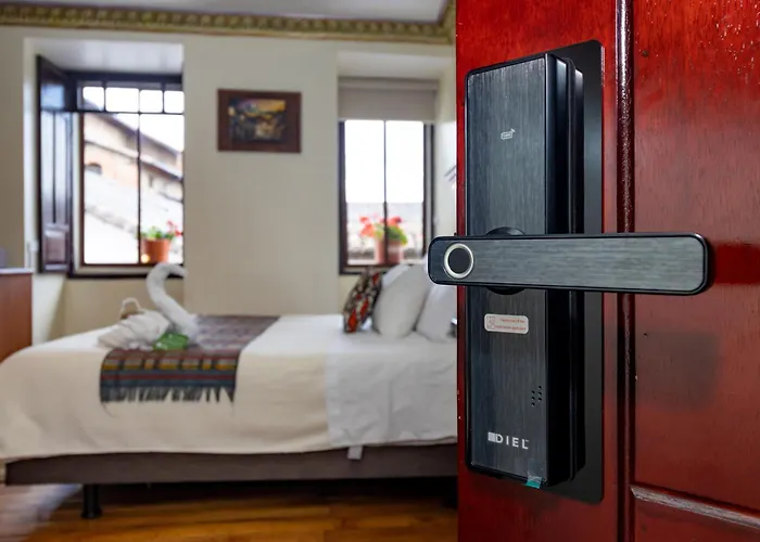 Friends Hotel & Rooftop - Historic Center & Museums