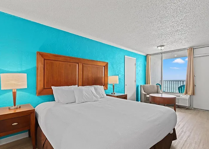 3 star hotel: The Reef At Seahaven Beach Resorts