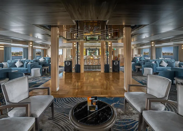 Renaissance Nile Cruise - Every Saturday From Luxor To Aswan For 4 Nights , And Every Wednesday From Aswan To Luxor For 3 Nights