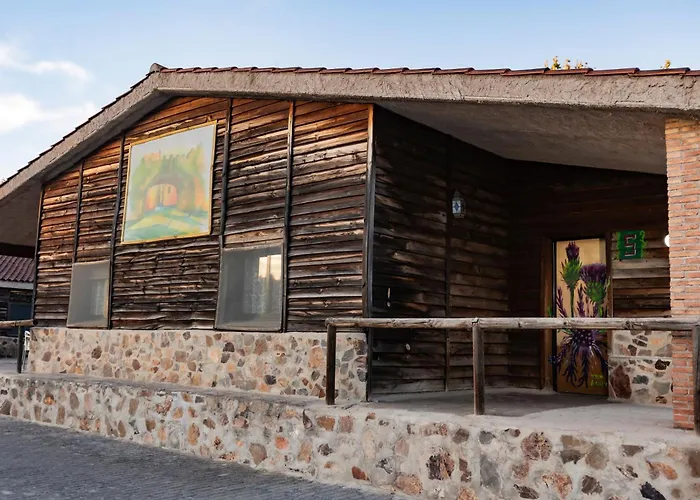 Hostal - Bungalows Camping Cáceres