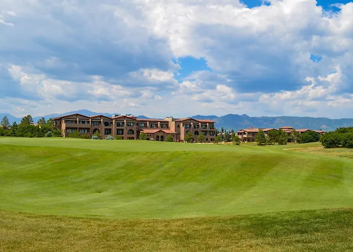 Flying Horse Resort & Club