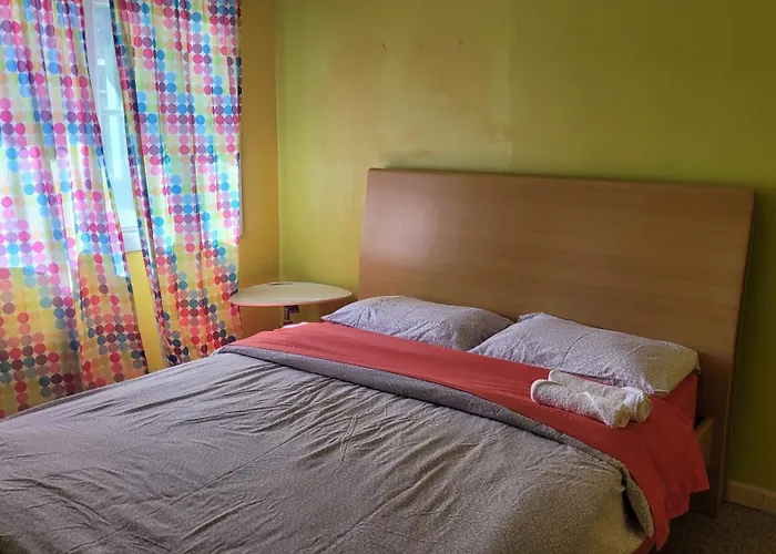 Resort: Yosemite International Hostel