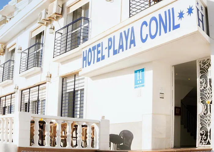 Hotel que admite mascotas: Hotel Playa Conil - Beachfront Studios & Suites