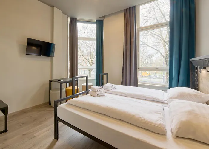 3 sterren hotel: a&o Rotterdam City
