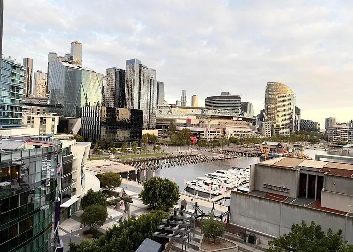 Boutique hotel only: Akom At Docklands