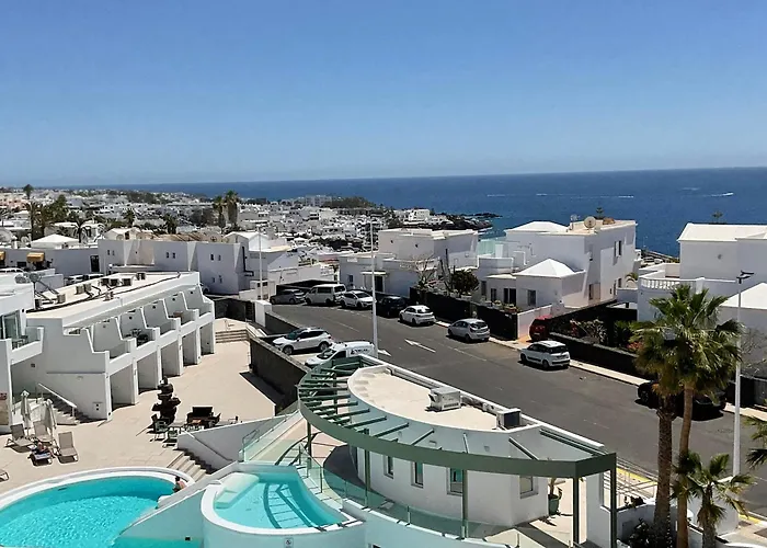 Hotel con piscina: Kikere Studios
