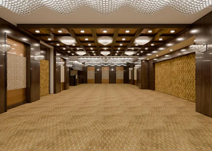 Hotels With Four Stars Alhamra Kuwait