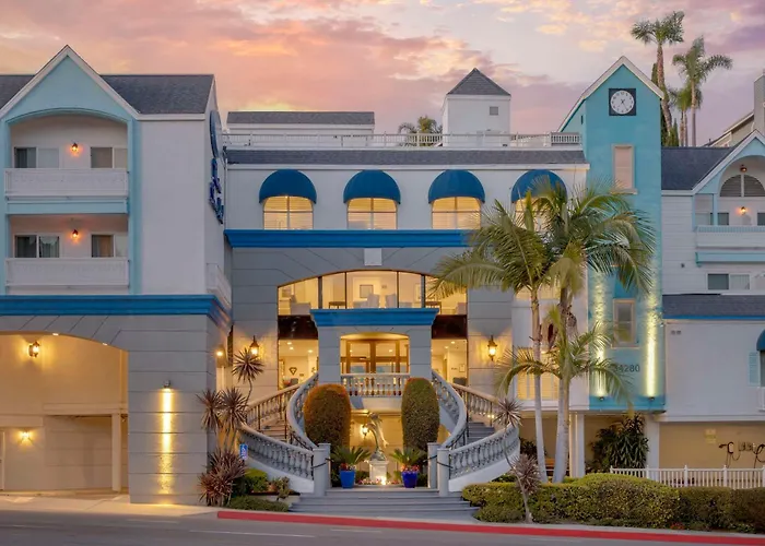 Best Western Plus Marina Shores Hotel