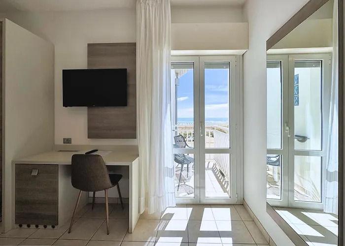 Hotel Lux