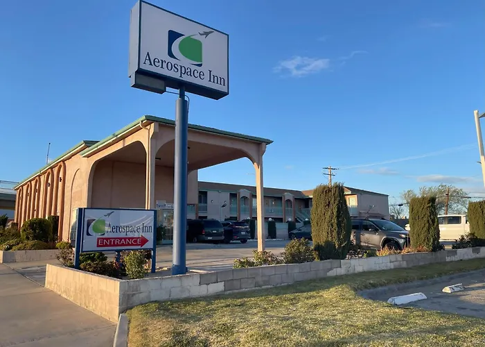 Motel: Aerospace Inn