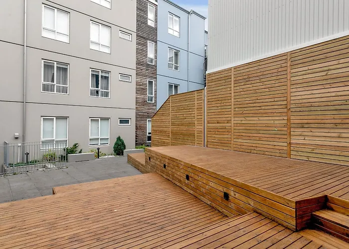 The Swan House By Heimaleiga