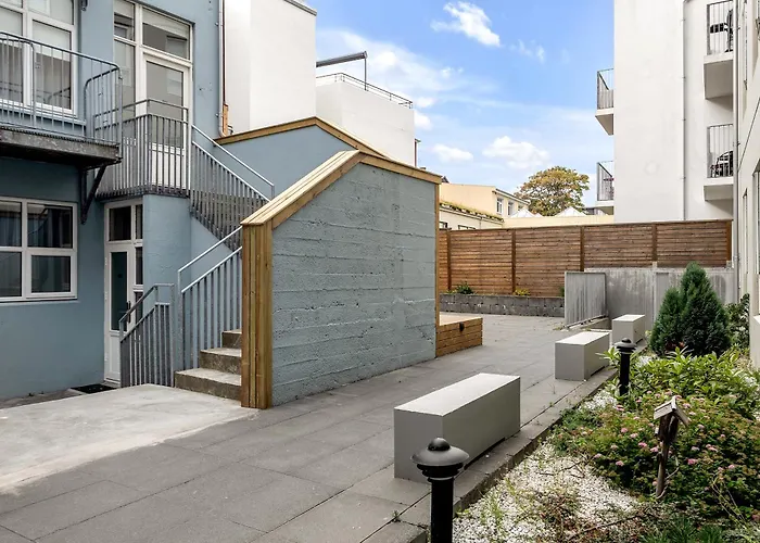 The Swan House By Heimaleiga