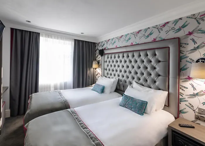 Familienhotel: The Beverley Hotel London - Victoria