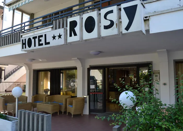  Rosy