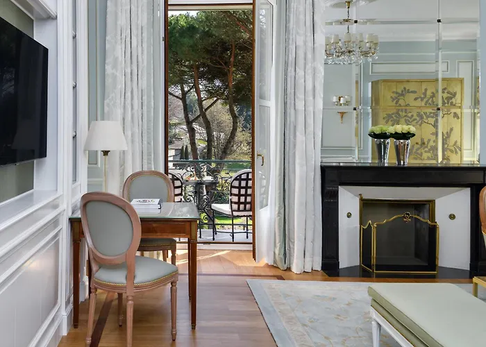 Boutique hotel only: Beau-Rivage Palace