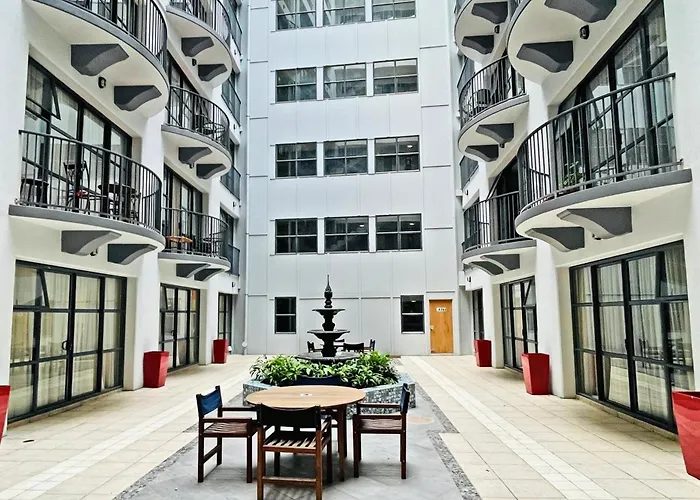 Quest Atrium Apartment