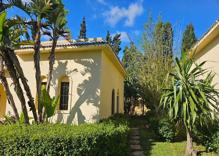 Hôtel 3 étoiles: Les Cyprès