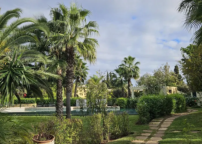 Hôtel 3 étoiles: Les Cyprès
