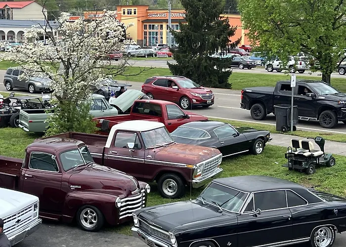 Pigeon Forge Parkway Inn