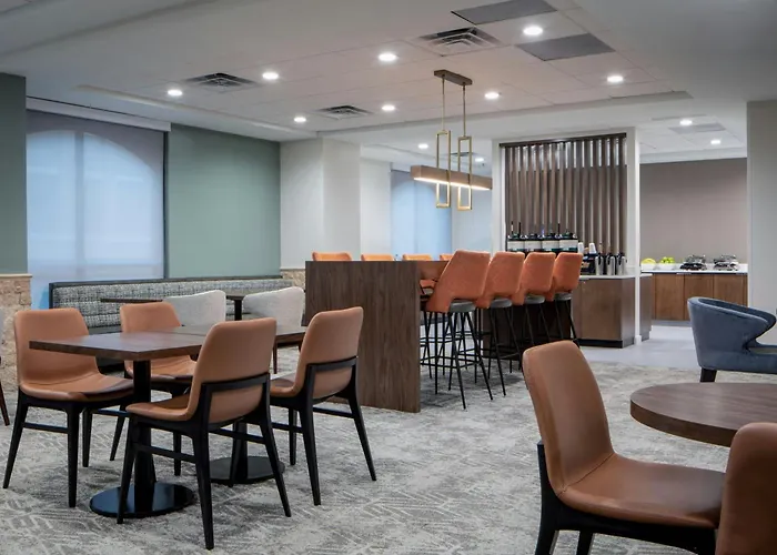Springhill Suites By Marriott Dallas Downtown / West End